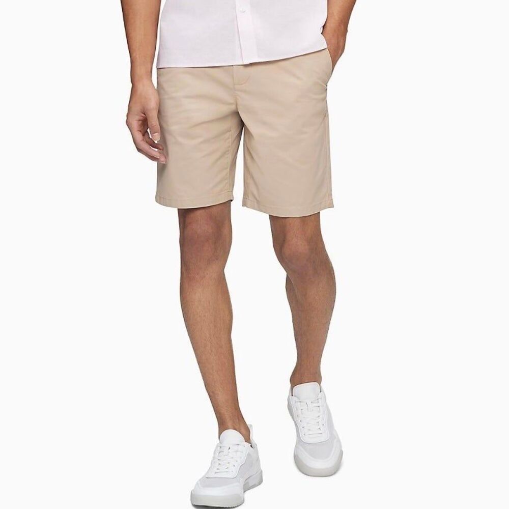 Calvin Klein Chino Shorts Size 40 Medium Beige Flat Front